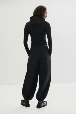 Pantalon de sport déperlant avec jambes ballon - Noir — photo 4