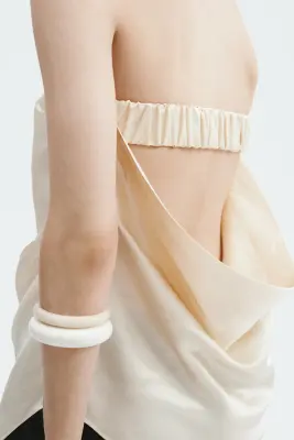 Top bandeau en satin - Crème — photo 3