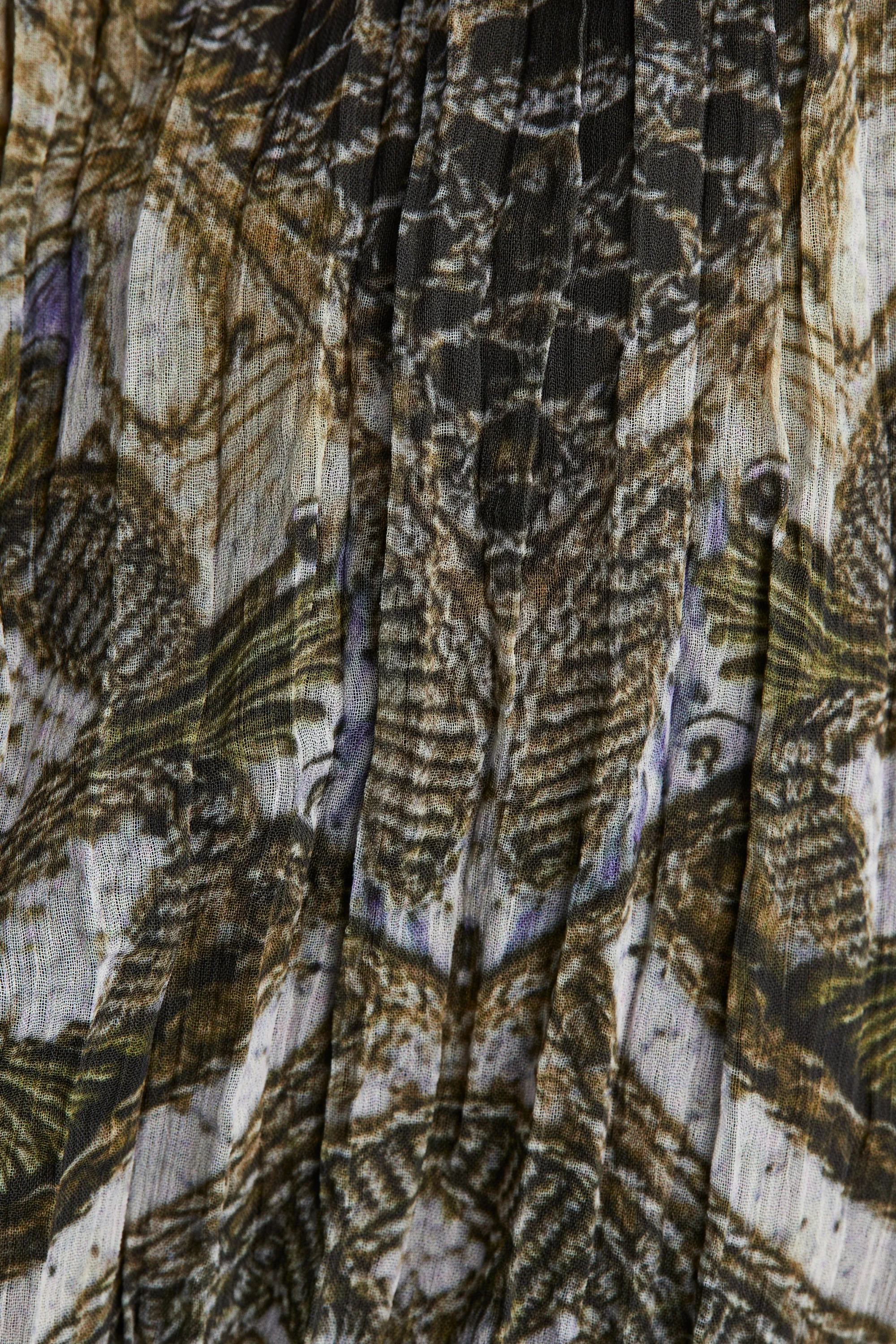 Robe froissée - Vert kaki foncé/motif