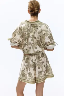 Short en lin mélangé - Beige clair/motif cachemire — photo 1
