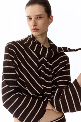 Top en maille côtelée avec foulard - Marron foncé/rayé — photo 2