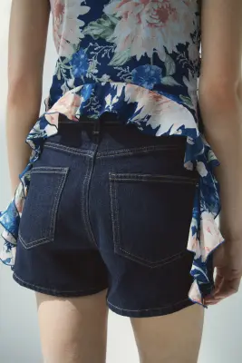 Jupe-short en denim avec taille haute - Bleu denim foncé — photo 3