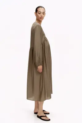 MAMA Robe d'allaitement en viscose mélangée - Vert kaki — photo 3