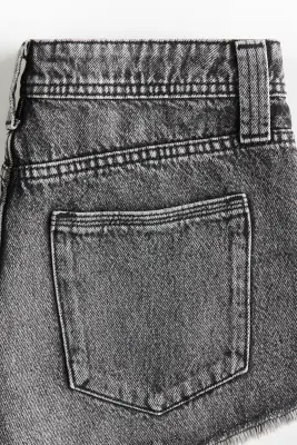 Short frangé en denim - Gris denim — photo 5