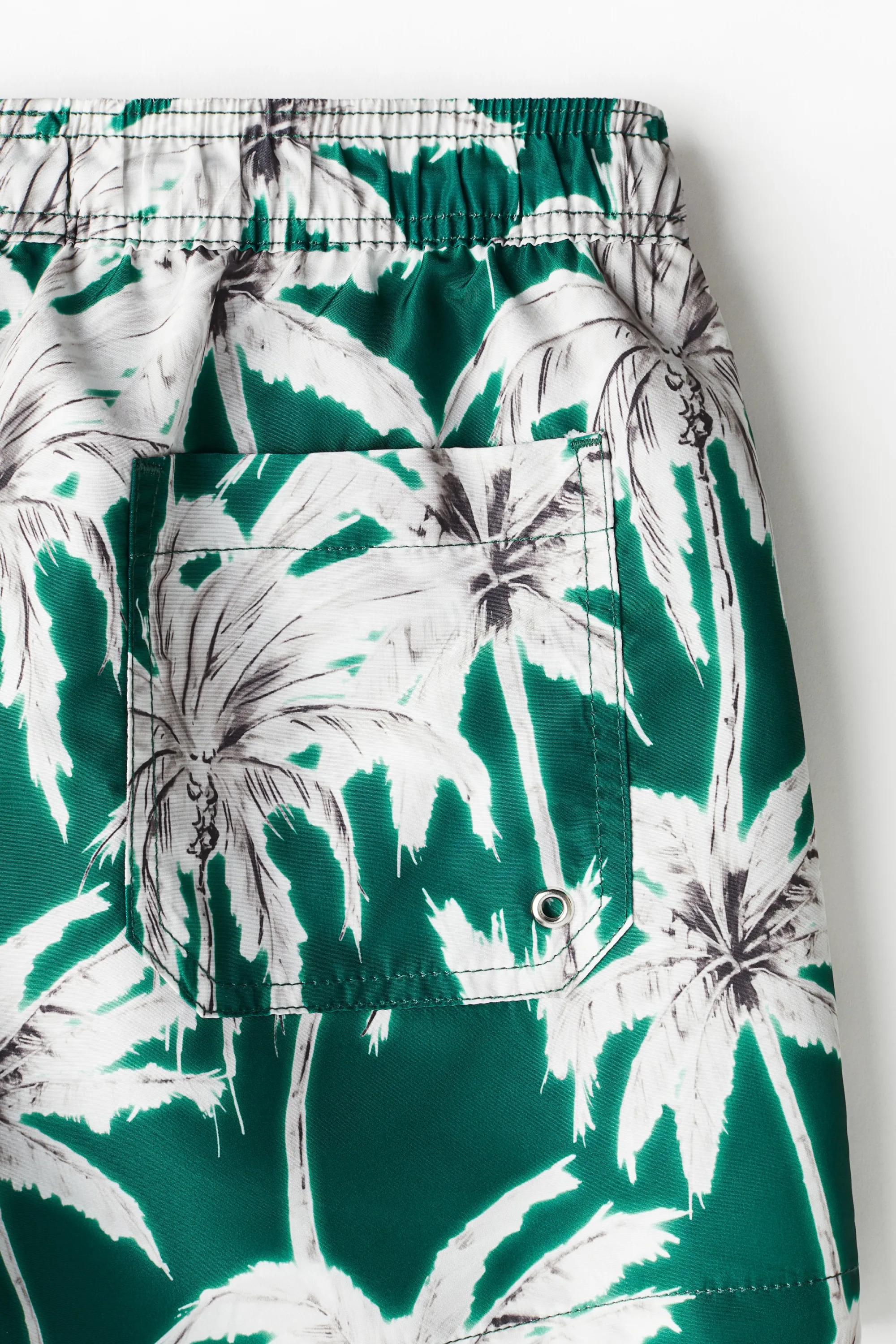 Short de bain à motif - Vert foncé/palmiers