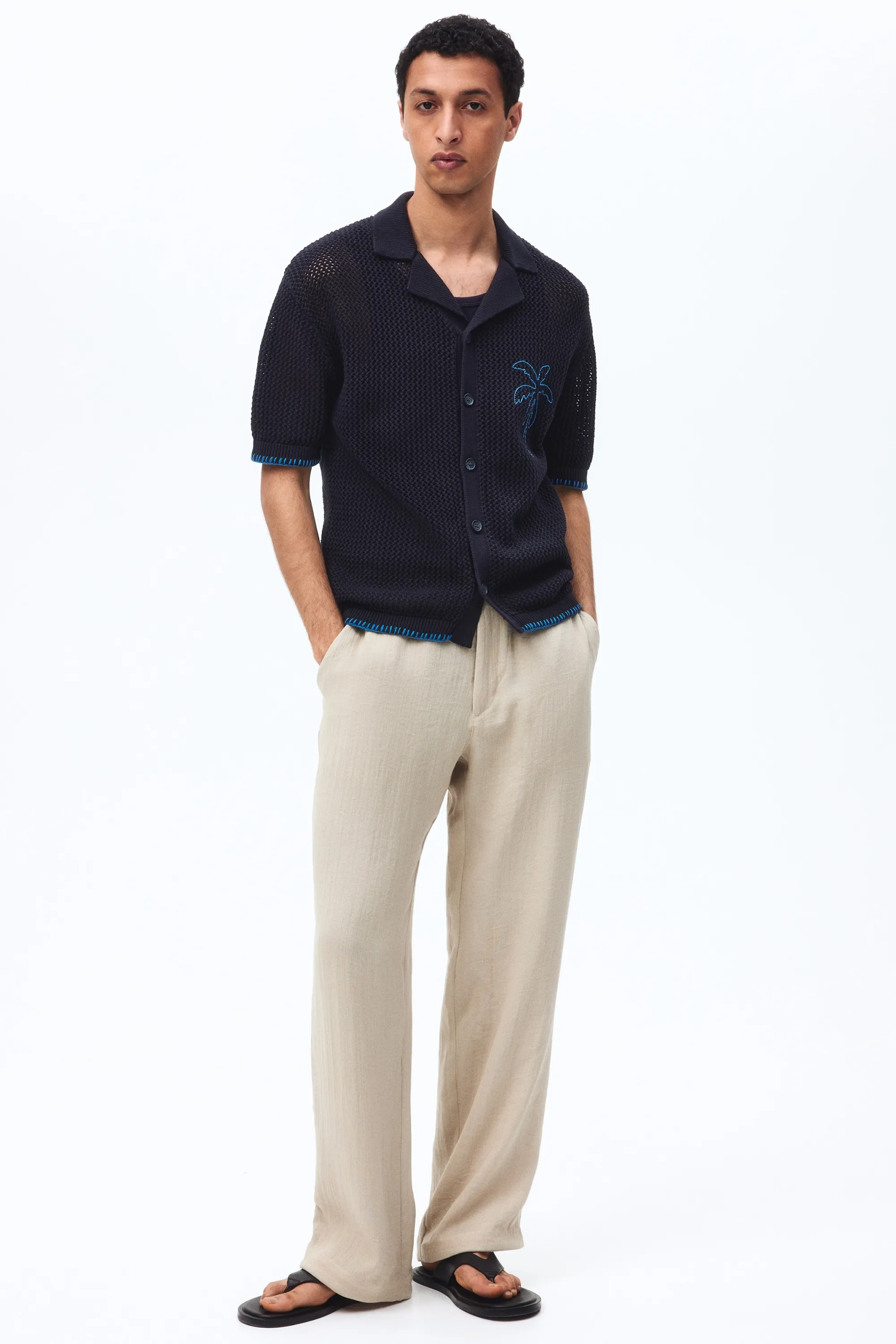 Chemise à col cubain Relaxed Fit en maille ajourée - Bleu marine/palmier