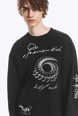 T-shirt graphique oversize manches longues - Noir - Spirale — photo 2