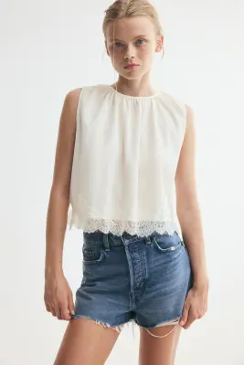 Top froissé avec dentelle - Blanc — photo 2