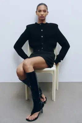 Gilet à épaulettes en laine - Noir — photo 2