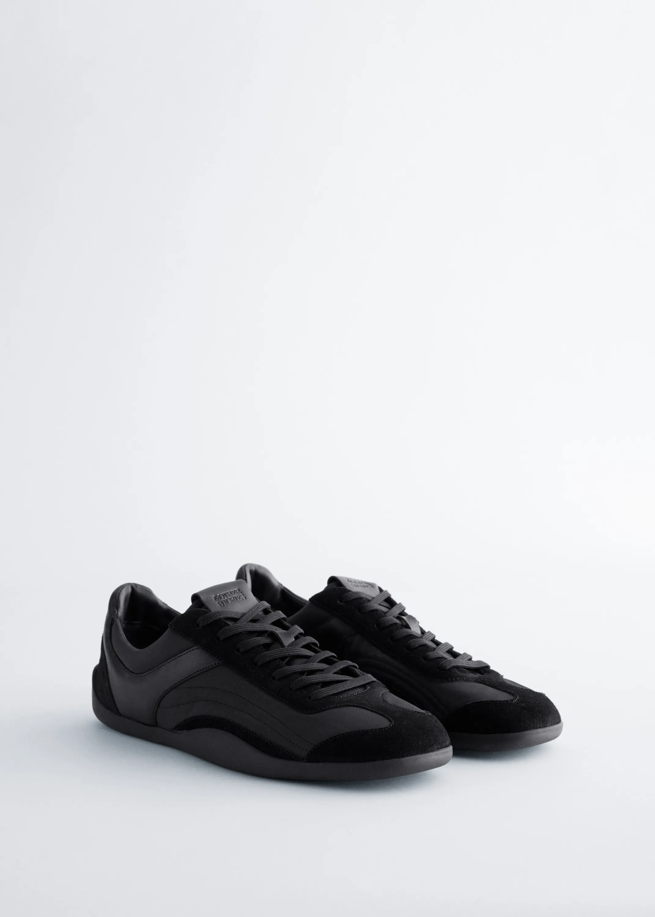 Baskets minimalistes en cuir - Noir