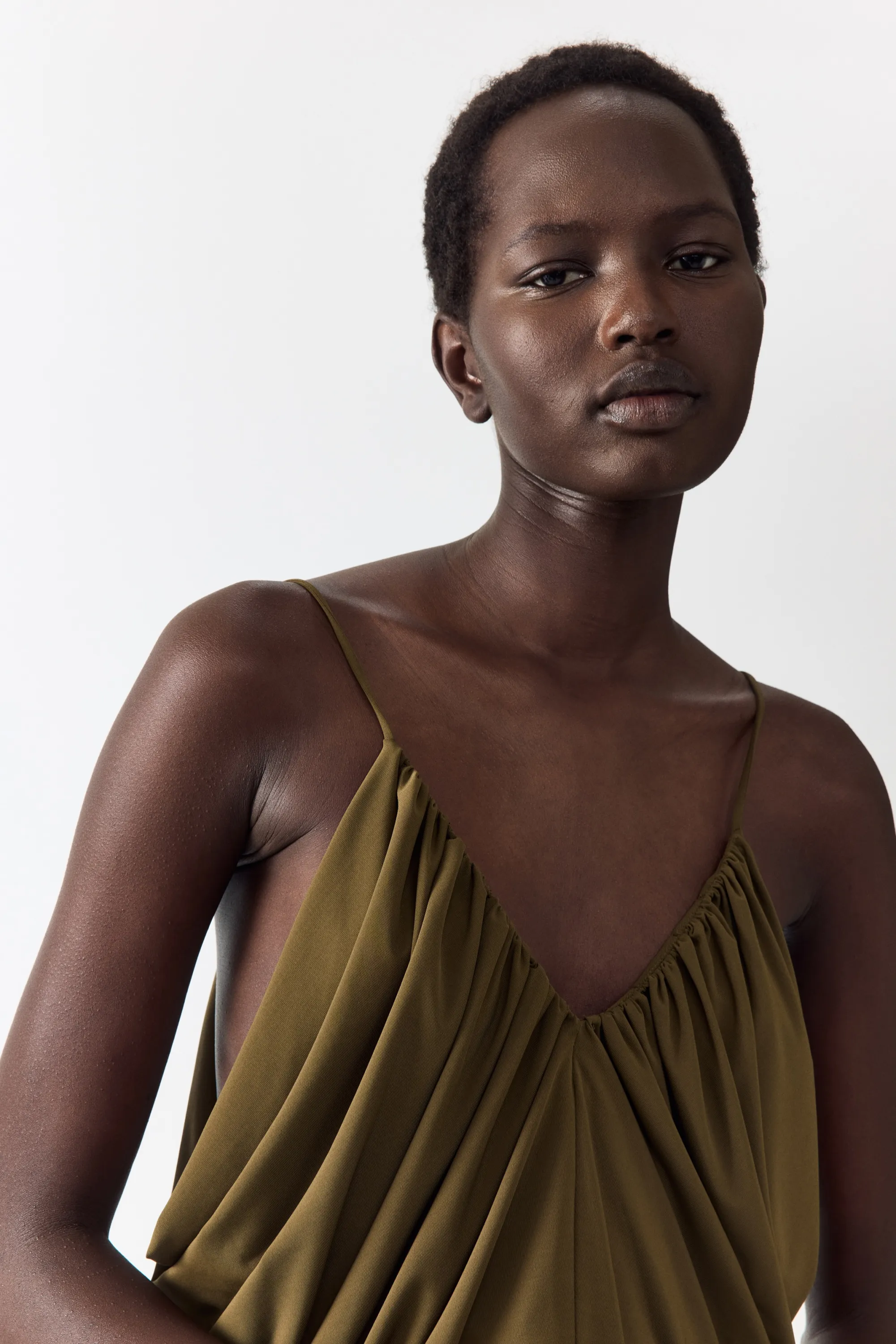 Top à effet drapé avec bretelles fines - Vert olive