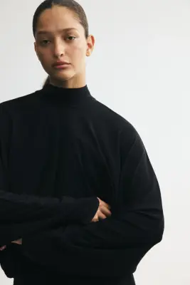 Robe à manches chauve-souris avec détail à nouer - Noir — photo 1