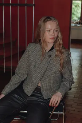 Veste courte croisée Femme — photo 2