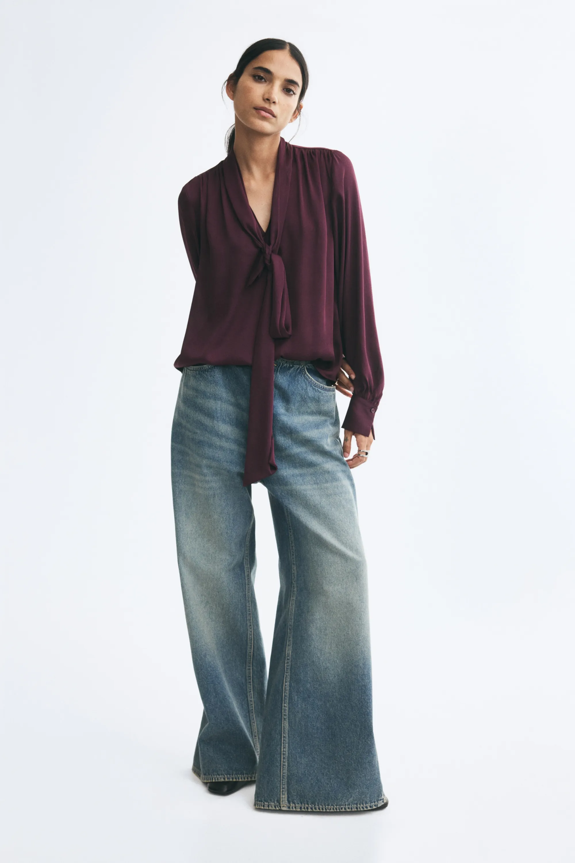 Blouse avec col cravate - Bordeaux