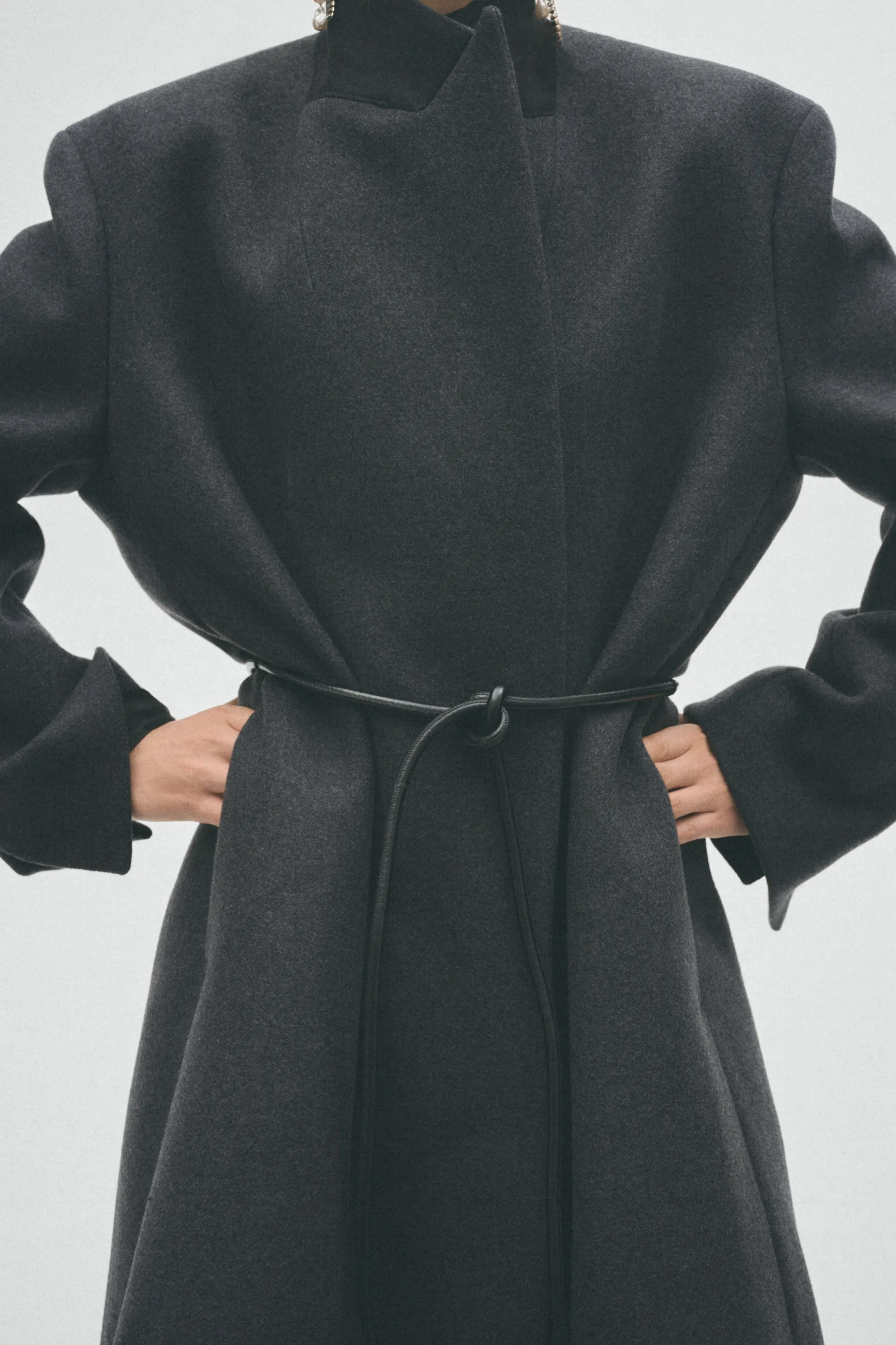 Manteau en laine mélangée avec ceinture à nouer - Gris foncé chiné