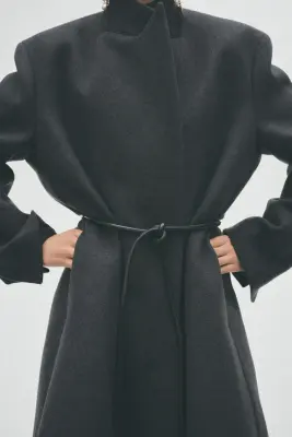 Manteau en laine mélangée avec ceinture à nouer - Gris foncé chiné — photo 1