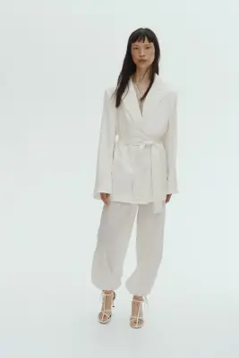 Blazer en tissu texturé avec ceinture à nouer - Crème — photo 2