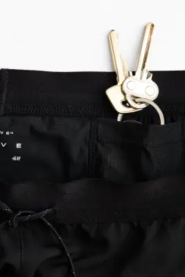 Short de running Lightweight Quick Dry​ ​ - Noir — photo 5