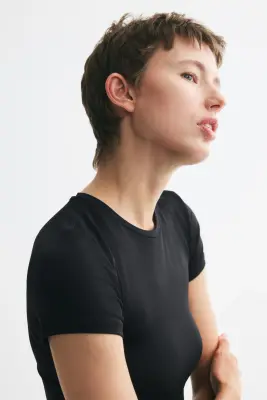 T-shirt ajusté en microfibre - Black — photo 3
