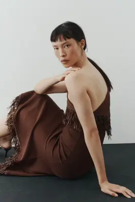 Robe asymétrique à franges - Marron foncé — photo 4