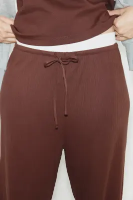 Pantalon côtelé avec cordon de serrage - Marron — photo 1