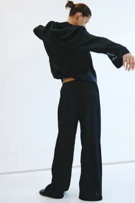 Pantalon froissé avec taille élastique - Noir — photo 2