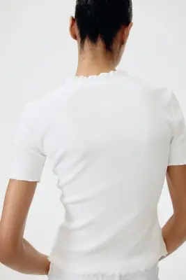 Top en jersey avec détails surjetés - Blanc — photo 3