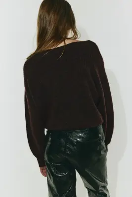 Pull oversize à encolure bateau - Marron foncé — photo 1