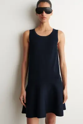 ROBE COURTE TRAPÈZE EN MAILLE - BLEU MARINE — photo 2