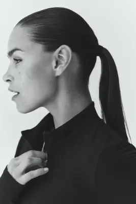 Top de sport chaud à col zippé SoftMove™ - Noir — photo 2