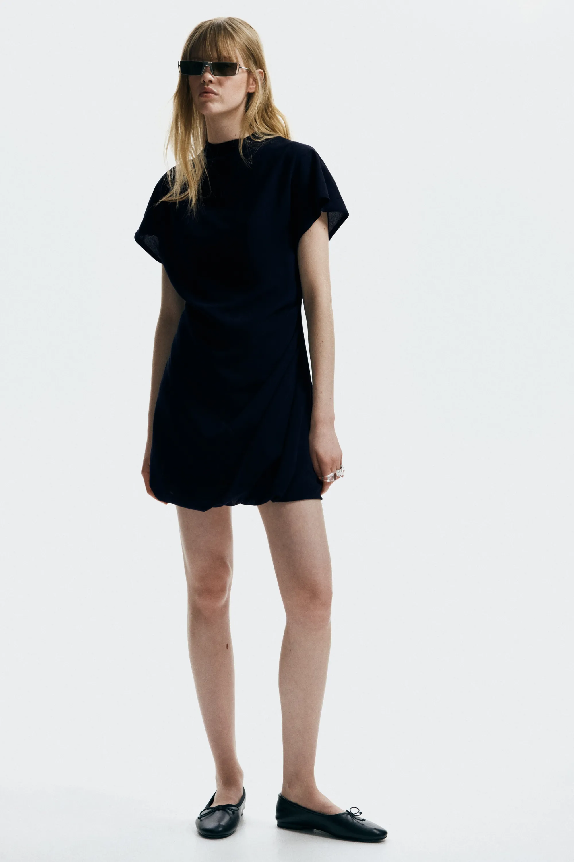 Robe à effet drapé avec col cheminée - Noir