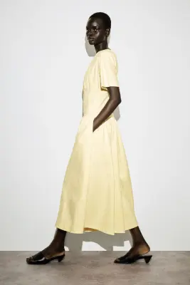 ROBE MIDI CINTRÉE EN COTON - JAUNE BEURRE — photo 2