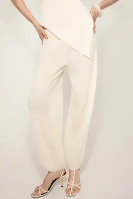 Pantalon ballon froissé - Crème — photo 2
