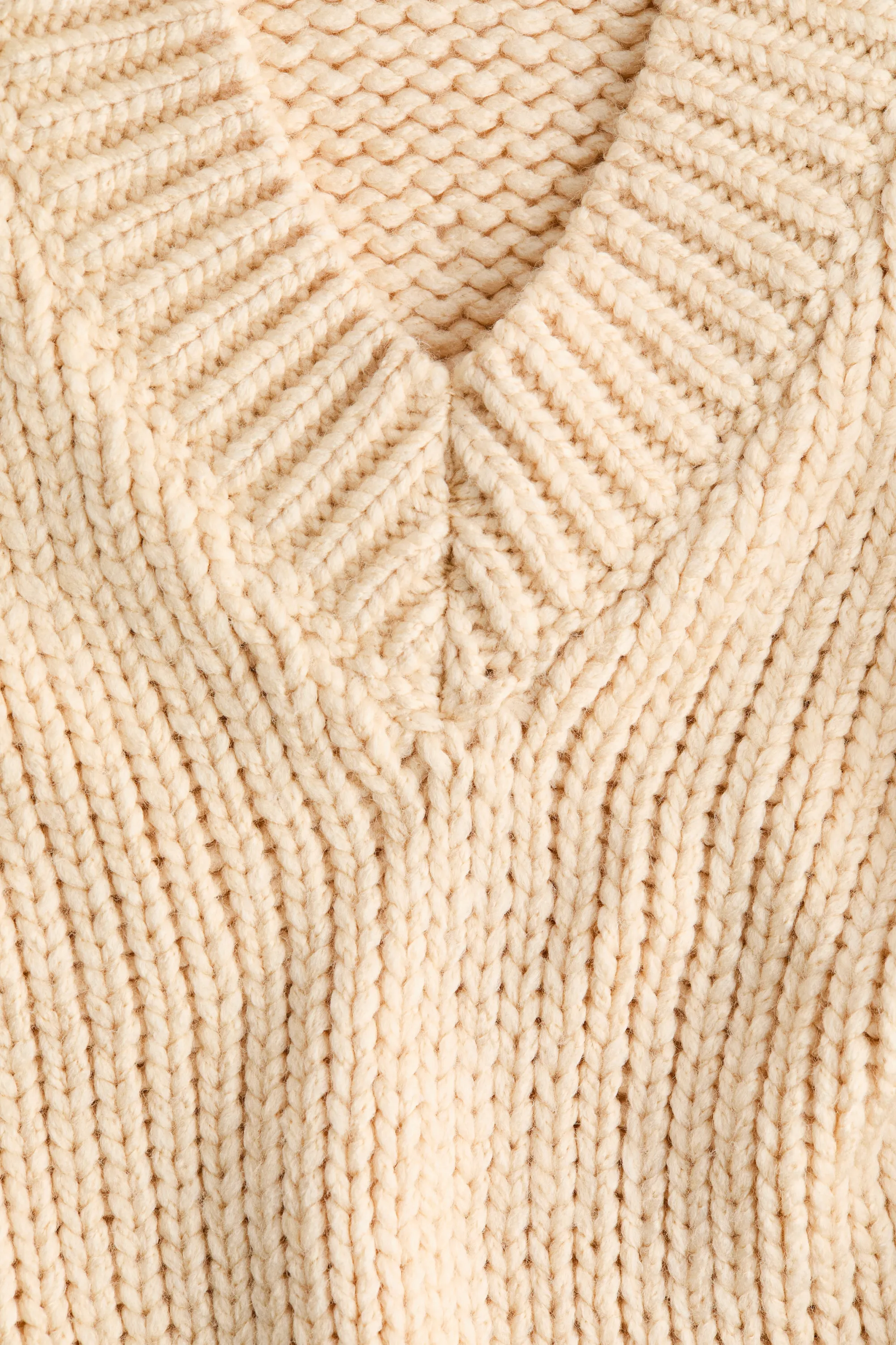 Pull à encolure en V - Jaune beurre