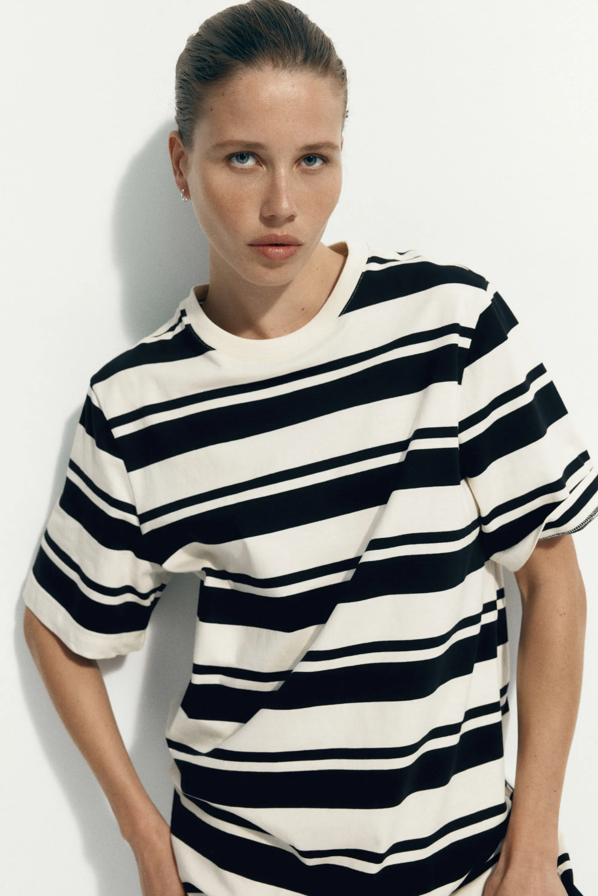 Longue robe T-shirt - Crème/rayures noires