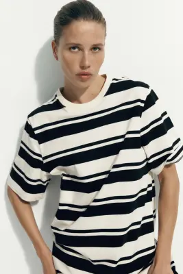 Longue robe T-shirt - Crème/rayures noires — photo 1