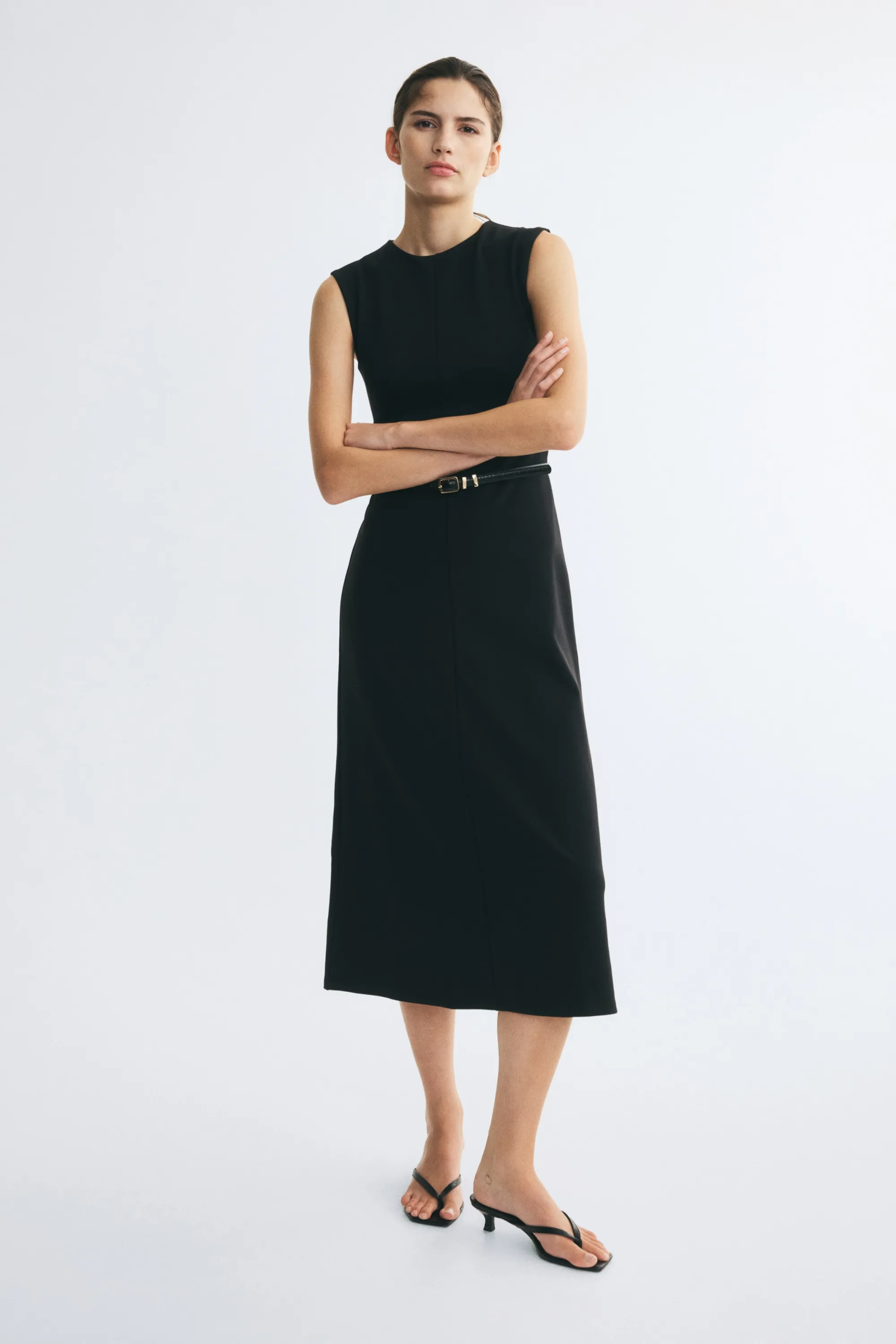 Robe en jersey romanite avec ceinture - Noir