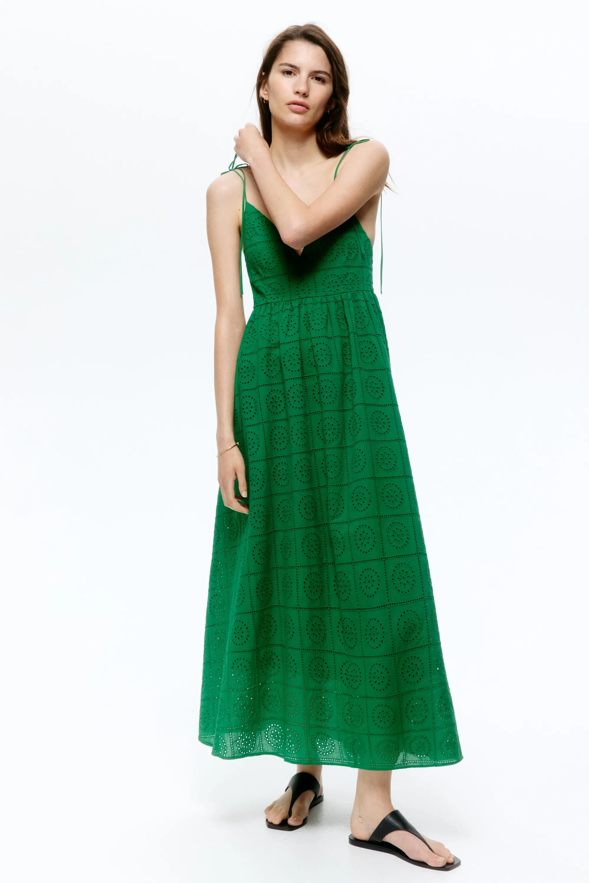 Robe en broderie anglaise avec bretelles à nouer - Vert