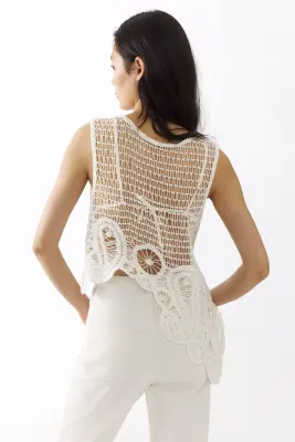 Top asymétrique façon crochet - Crème — photo 3