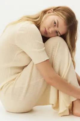 Robe T-shirt en maille côtelée - Jaune pâle — photo 1