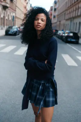Pull avec détail à nouer - Bleu marine — photo 4