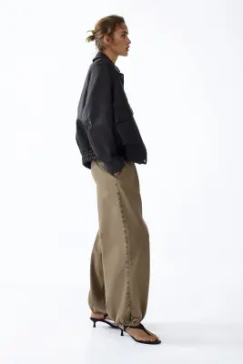 Pantalon en denim avec jambes ballon - Grège foncé — photo 2