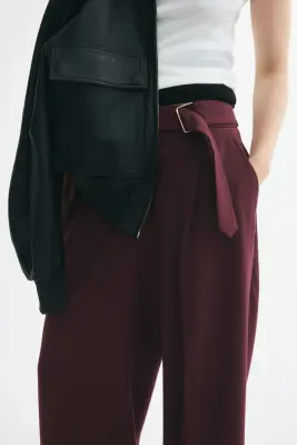 Pantalon droit avec ceinture - Violet foncé — photo 1