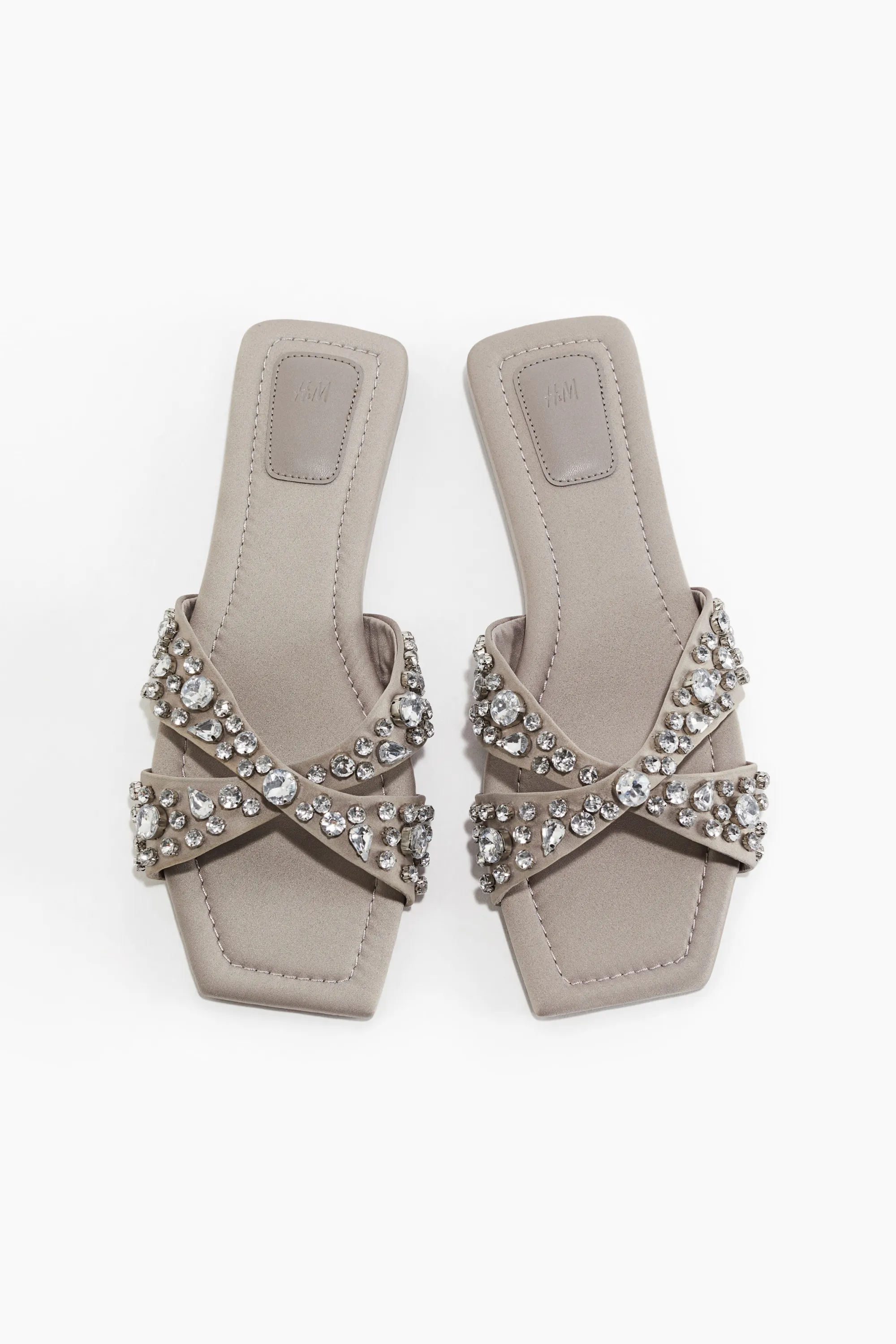 Sandales en satin à strass - Grège