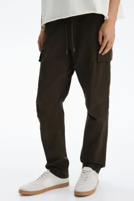 Pantalon cargo Slim Fit - Vert kaki foncé — photo 1