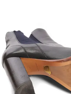 Bottines chelsea en cuir bleu marine à talon bois Prix boutique 800€ Taille 38 — photo 5