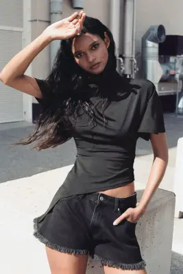 Top asymétrique avec col cheminée - Noir — photo 2