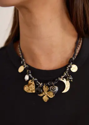 Collier Augusta — photo 1