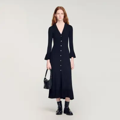 Robe longue en maille à volant