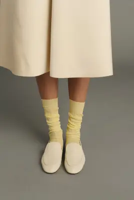 CHAUSSETTES BACH JAUNE PÂLE — photo 2
